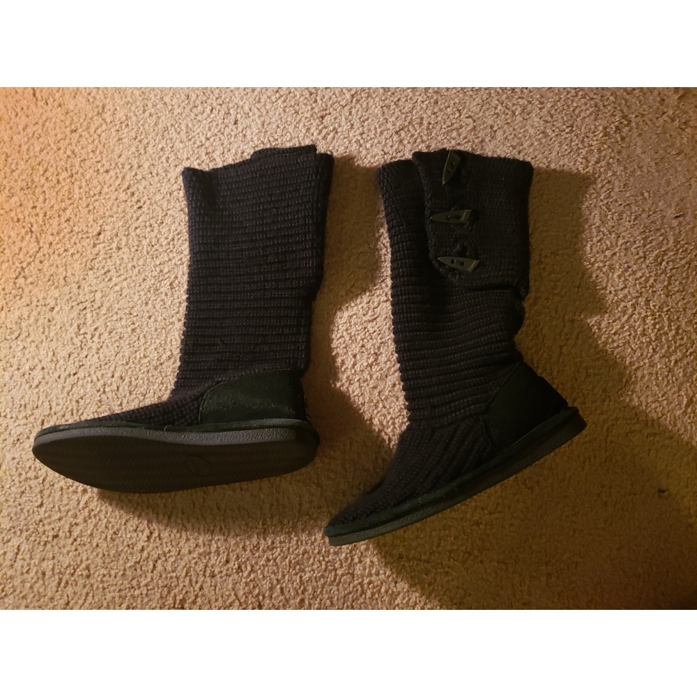 Bearpaw knit tall black boots